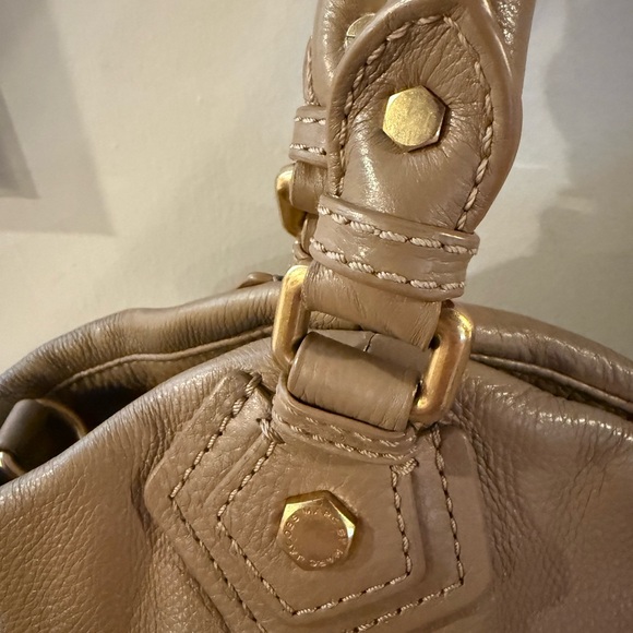 Marc By Marc Jacobs Classic Q Fran Satchel Taupe Womens Shoulder Bag - Picture 5 of 9